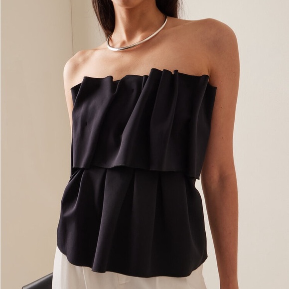 House of Dagmar Black Sculpted Blouse NWT - Picture 1 of 4